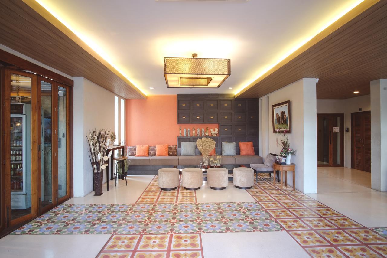 Tapae Gate Villa Chiang Mai Exterior foto