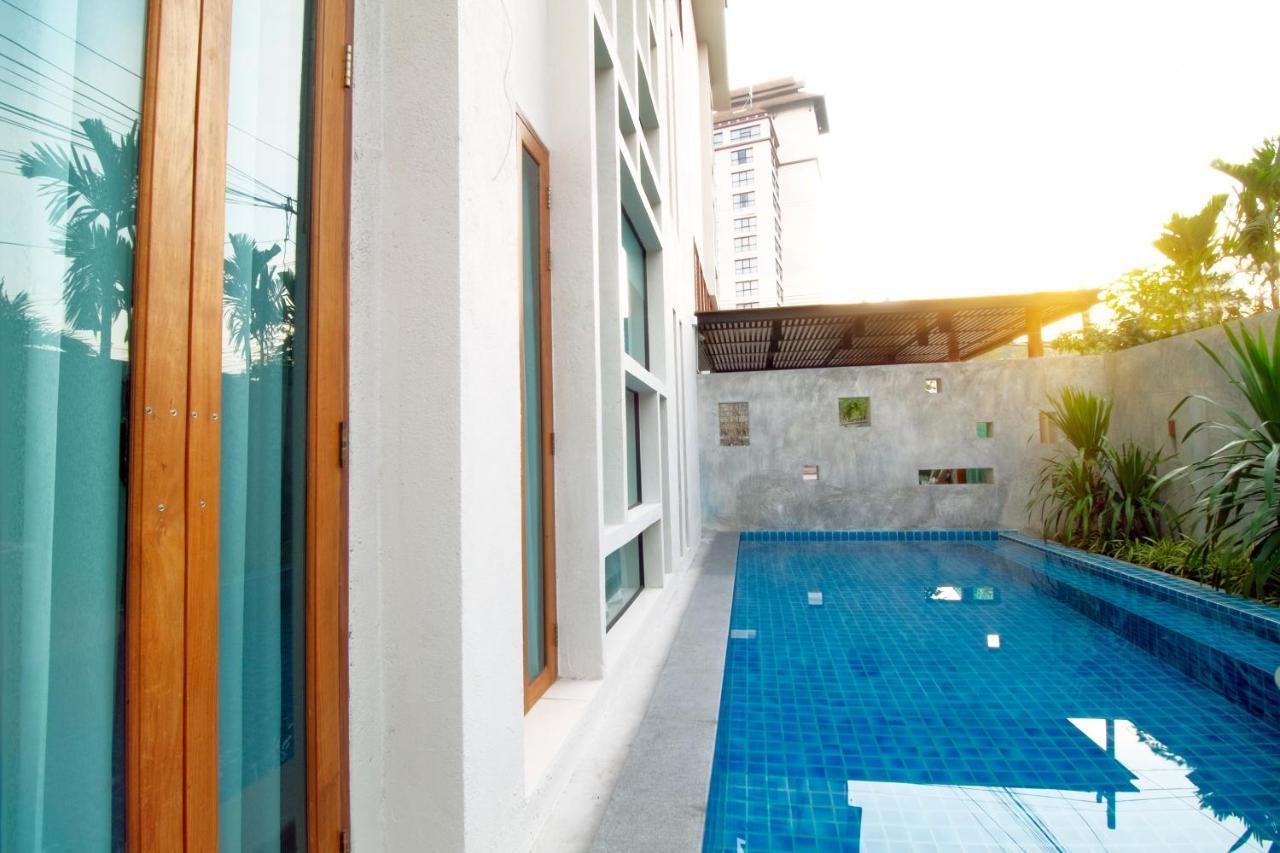 Tapae Gate Villa Chiang Mai Exterior foto